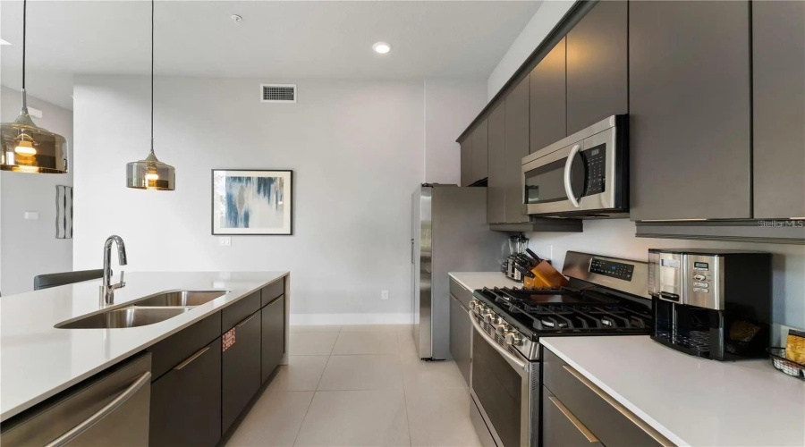 REUNION, Florida 34747, 4 Bedrooms Bedrooms, ,3 BathroomsBathrooms,Residential,For Sale,SANDY RIDGE,0,MFRO6365200