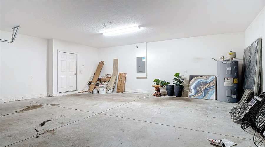 DAVENPORT, Florida 33837, 5 Bedrooms Bedrooms, ,3 BathroomsBathrooms,Residential,For Sale,SAMUEL,0,MFRS5144797