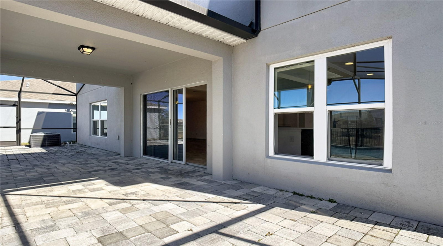 DAVENPORT, Florida 33837, 5 Bedrooms Bedrooms, ,3 BathroomsBathrooms,Residential,For Sale,SAMUEL,0,MFRS5144797