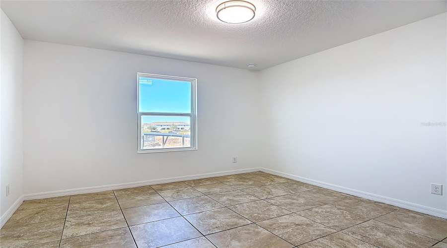 DAVENPORT, Florida 33837, 5 Bedrooms Bedrooms, ,3 BathroomsBathrooms,Residential,For Sale,SAMUEL,0,MFRS5144797