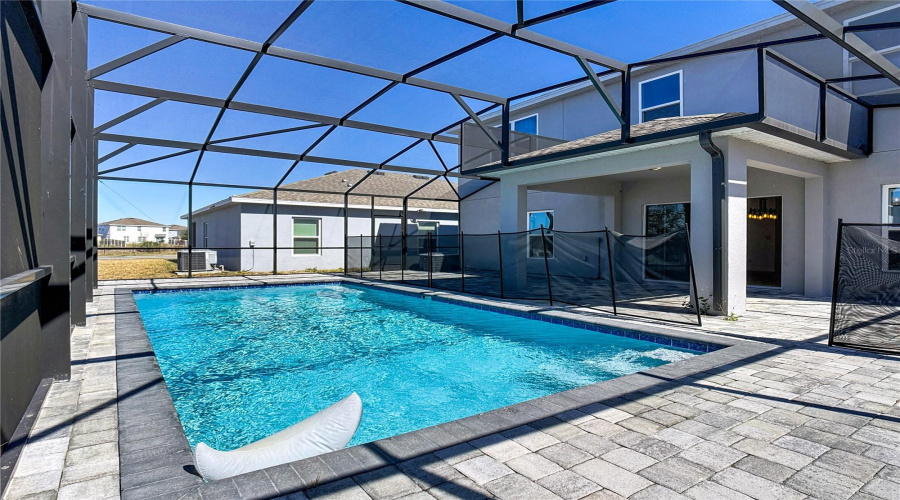 DAVENPORT, Florida 33837, 5 Bedrooms Bedrooms, ,3 BathroomsBathrooms,Residential,For Sale,SAMUEL,0,MFRS5144797