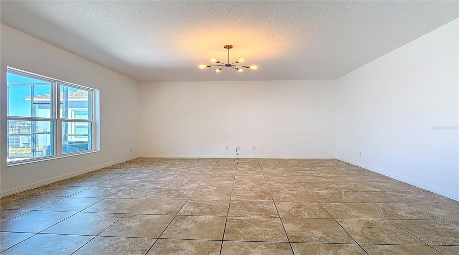 DAVENPORT, Florida 33837, 5 Bedrooms Bedrooms, ,3 BathroomsBathrooms,Residential,For Sale,SAMUEL,0,MFRS5144797