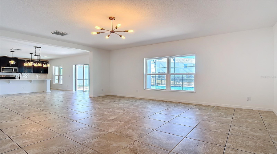 DAVENPORT, Florida 33837, 5 Bedrooms Bedrooms, ,3 BathroomsBathrooms,Residential,For Sale,SAMUEL,0,MFRS5144797