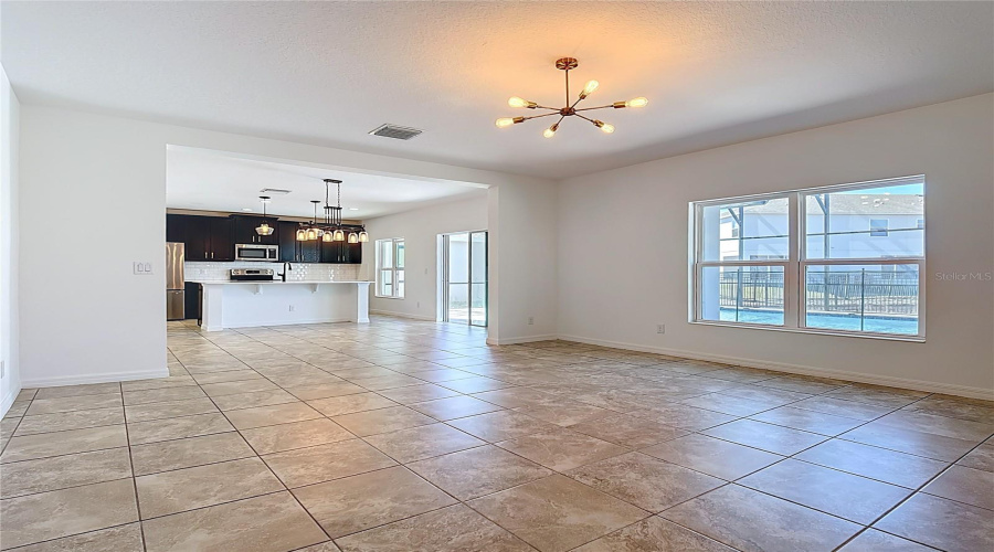 DAVENPORT, Florida 33837, 5 Bedrooms Bedrooms, ,3 BathroomsBathrooms,Residential,For Sale,SAMUEL,0,MFRS5144797