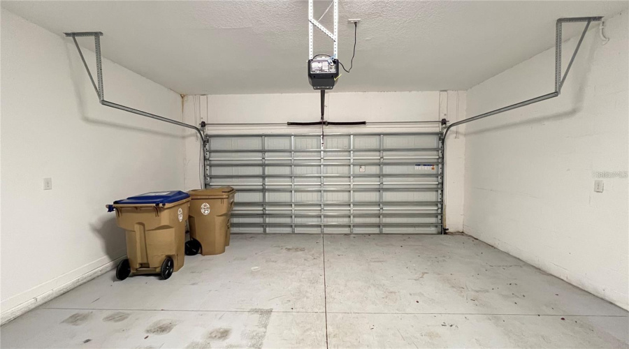 DAVENPORT, Florida 33896, 3 Bedrooms Bedrooms, ,2 BathroomsBathrooms,Residential,For Sale,BETH PAGE,0,MFRS5147129