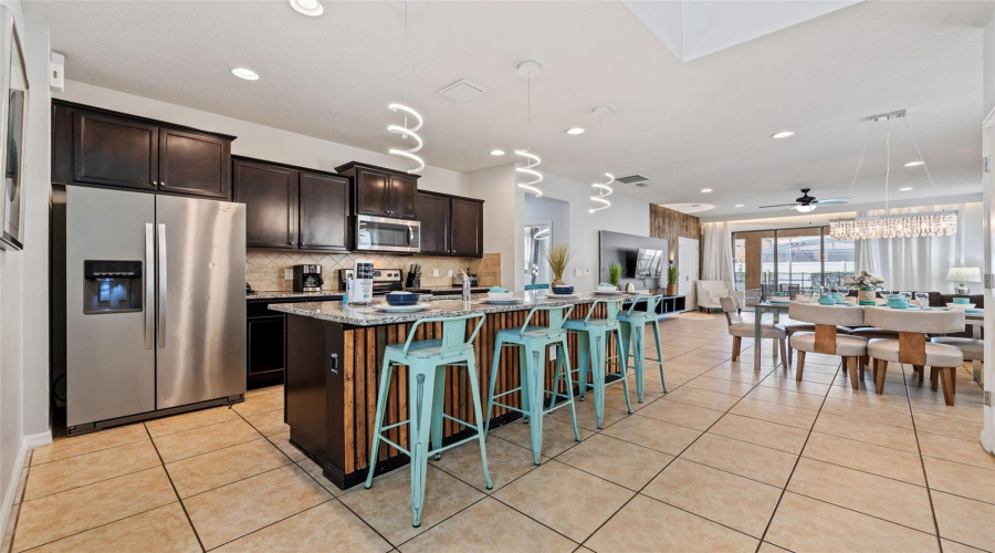 KISSIMMEE, Florida 34747, 6 Bedrooms Bedrooms, ,4 BathroomsBathrooms,Residential,For Sale,MOROCCO,0,MFRS5147141