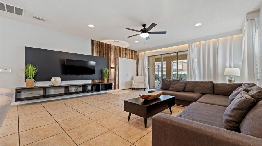 KISSIMMEE, Florida 34747, 6 Bedrooms Bedrooms, ,4 BathroomsBathrooms,Residential,For Sale,MOROCCO,0,MFRS5147141