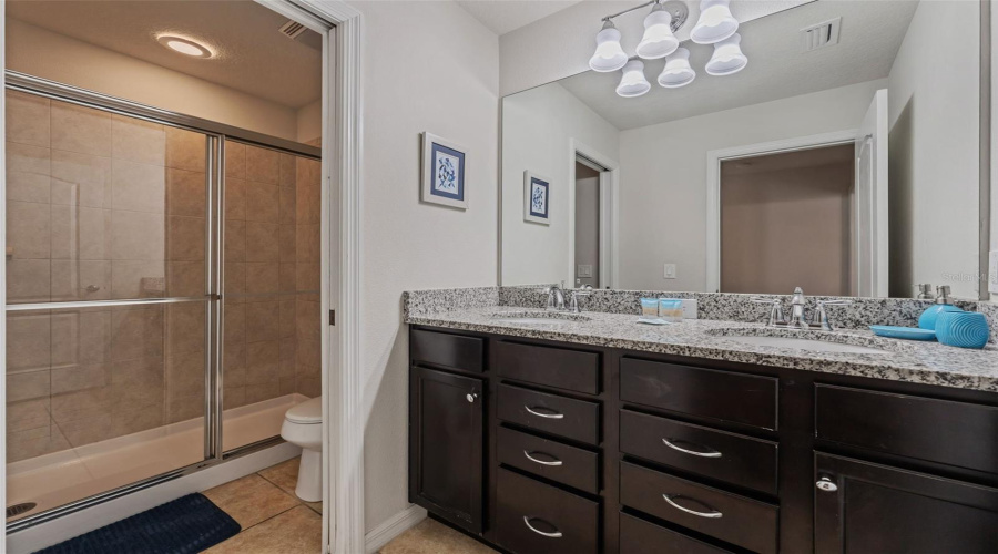 KISSIMMEE, Florida 34747, 6 Bedrooms Bedrooms, ,4 BathroomsBathrooms,Residential,For Sale,MOROCCO,0,MFRS5147141