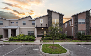 KISSIMMEE, Florida 34746, 5 Bedrooms Bedrooms, ,4 BathroomsBathrooms,Residential,For Sale,PENELOPE,0,MFRO6394065