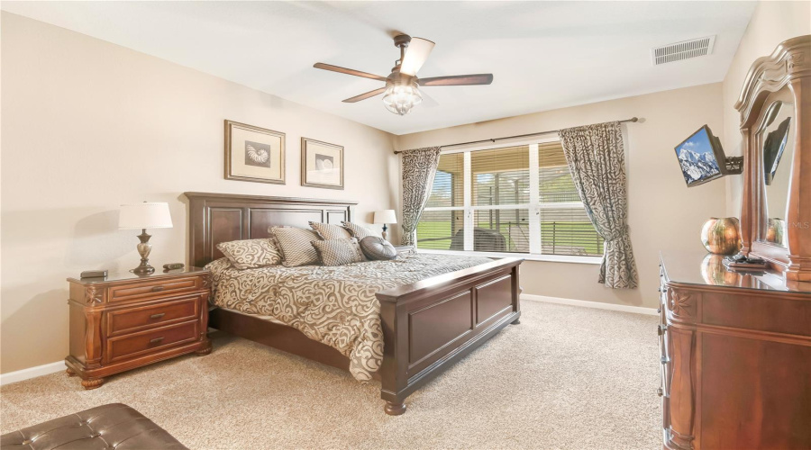 KISSIMMEE, Florida 34747, 5 Bedrooms Bedrooms, ,5 BathroomsBathrooms,Residential,For Sale,DINVILLE,0,MFRV4948323