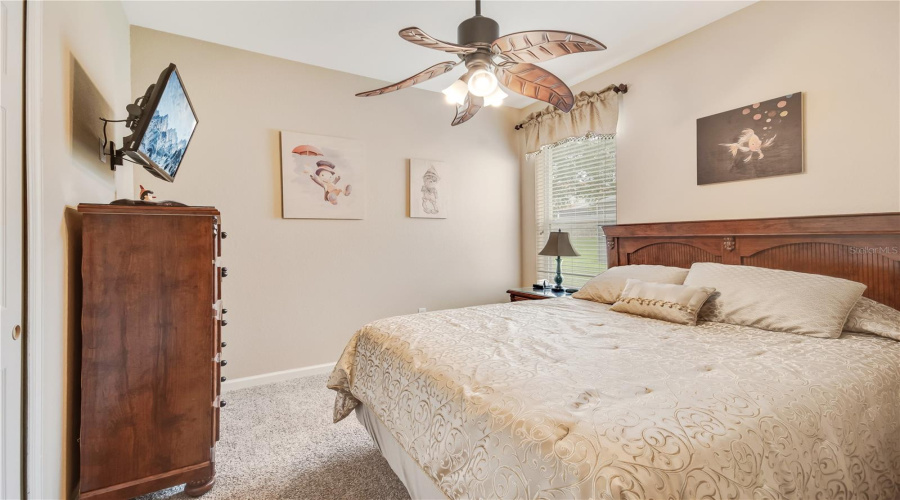 KISSIMMEE, Florida 34747, 5 Bedrooms Bedrooms, ,5 BathroomsBathrooms,Residential,For Sale,DINVILLE,0,MFRV4948323