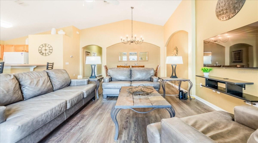 DAVENPORT, Florida 33897, 4 Bedrooms Bedrooms, ,3 BathroomsBathrooms,Residential,For Sale,KENSINGTON,0,MFRS5147135