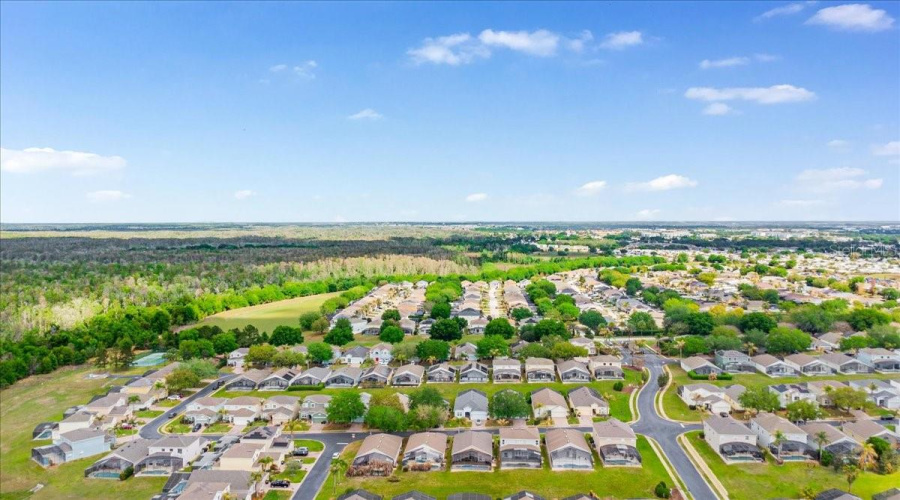 DAVENPORT, Florida 33897, 4 Bedrooms Bedrooms, ,3 BathroomsBathrooms,Residential,For Sale,KENSINGTON,0,MFRS5147135