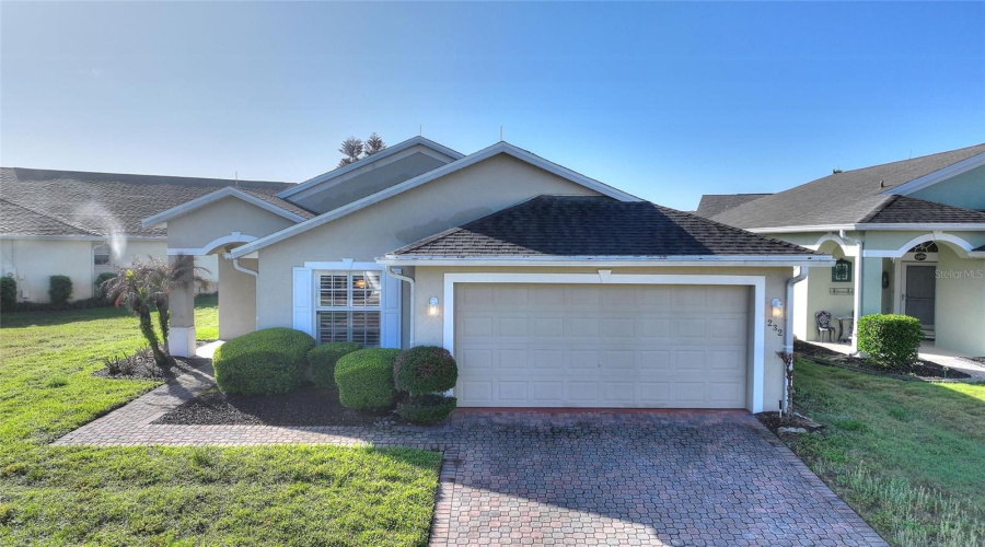 DAVENPORT, Florida 33837, 2 Bedrooms Bedrooms, ,2 BathroomsBathrooms,Residential,For Sale,OAK HAMMOCK DR,0,MFRS5147118