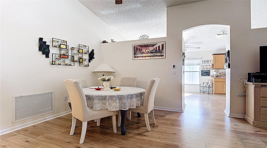 DAVENPORT, Florida 33837, 3 Bedrooms Bedrooms, ,2 BathroomsBathrooms,Residential,For Sale,VERBENA,0,MFRO6395616