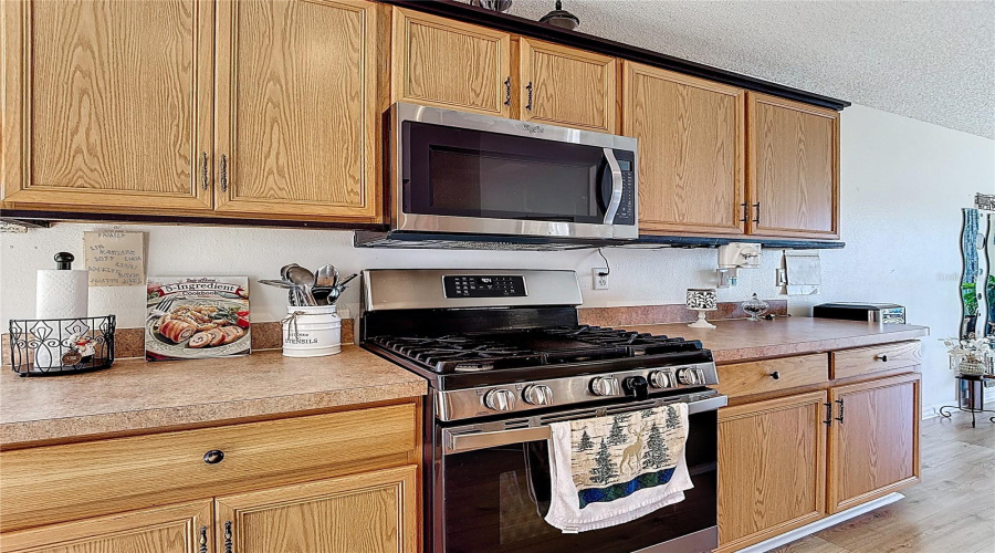 DAVENPORT, Florida 33837, 3 Bedrooms Bedrooms, ,2 BathroomsBathrooms,Residential,For Sale,VERBENA,0,MFRO6395616