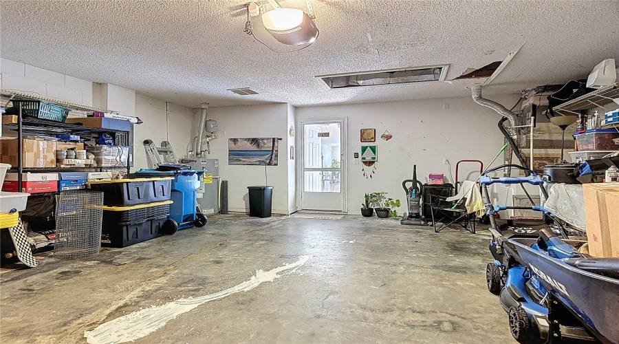 DAVENPORT, Florida 33837, 3 Bedrooms Bedrooms, ,2 BathroomsBathrooms,Residential,For Sale,VERBENA,0,MFRO6395616