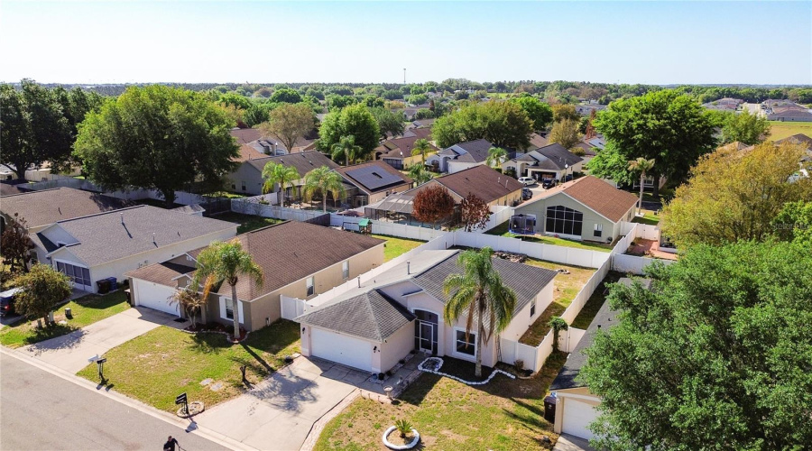 DAVENPORT, Florida 33837, 3 Bedrooms Bedrooms, ,2 BathroomsBathrooms,Residential,For Sale,VERBENA,0,MFRO6395616