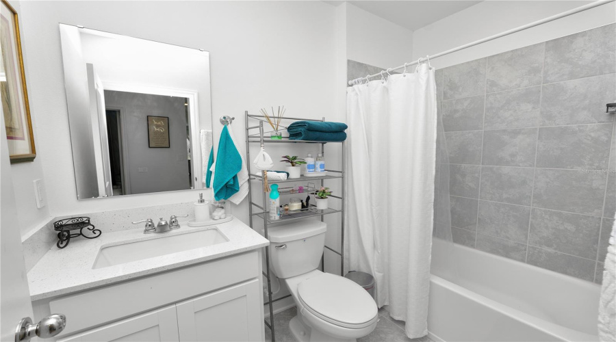 DAVENPORT, Florida 33837, 3 Bedrooms Bedrooms, ,2 BathroomsBathrooms,Residential,For Sale,WHITE WATER,0,MFRTB8494076