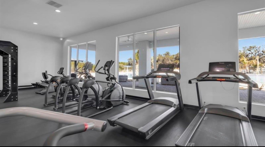 DAVENPORT, Florida 33837, 3 Bedrooms Bedrooms, ,2 BathroomsBathrooms,Residential,For Sale,WHITE WATER,0,MFRTB8494076