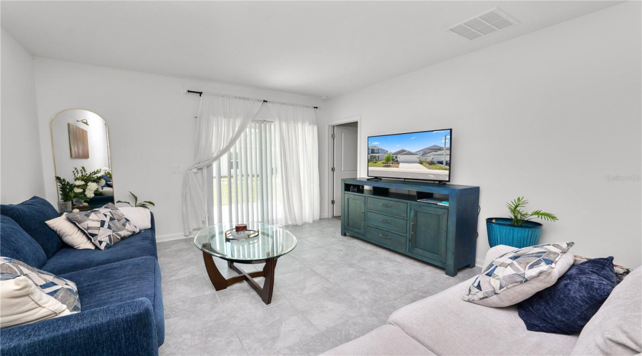 DAVENPORT, Florida 33837, 3 Bedrooms Bedrooms, ,2 BathroomsBathrooms,Residential,For Sale,WHITE WATER,0,MFRTB8494076