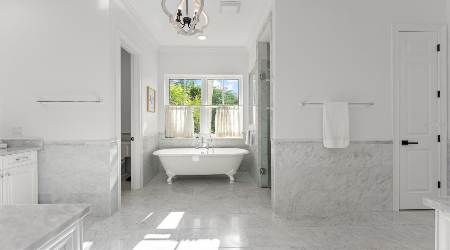 CELEBRATION, Florida 34747, 5 Bedrooms Bedrooms, ,5 BathroomsBathrooms,Residential,For Sale,EASTLAWN,0,MFRS5147182