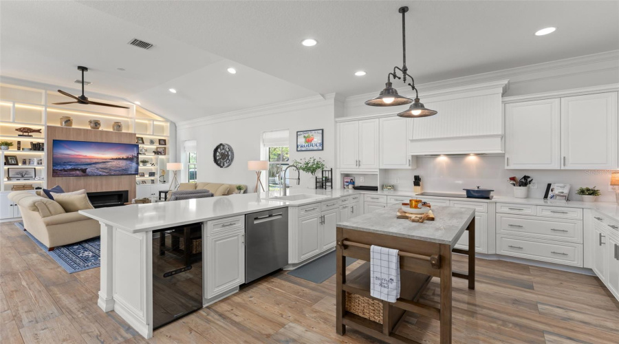 CELEBRATION, Florida 34747, 5 Bedrooms Bedrooms, ,5 BathroomsBathrooms,Residential,For Sale,EASTLAWN,0,MFRS5147182