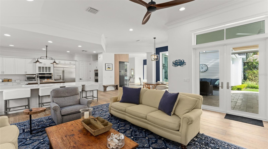 CELEBRATION, Florida 34747, 5 Bedrooms Bedrooms, ,5 BathroomsBathrooms,Residential,For Sale,EASTLAWN,0,MFRS5147182