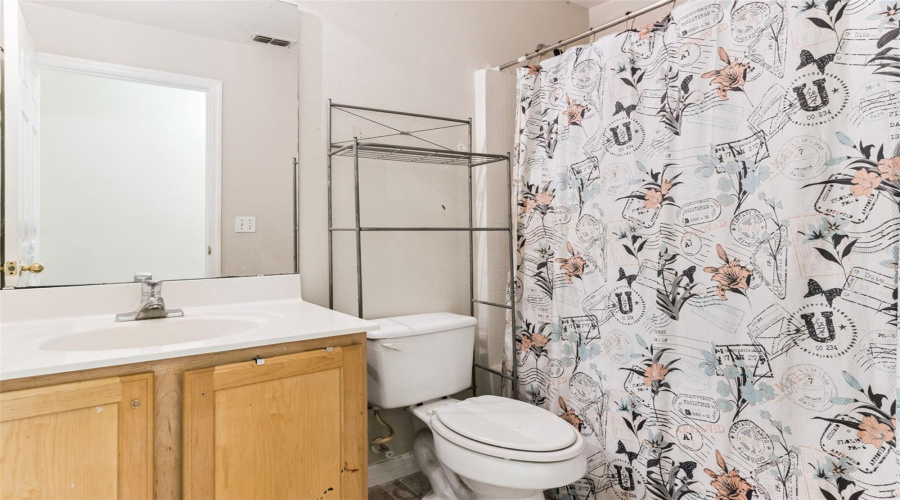 KISSIMMEE, Florida 34746, 4 Bedrooms Bedrooms, ,2 BathroomsBathrooms,Residential,For Sale,RIDGEWAY,0,MFRO6394661