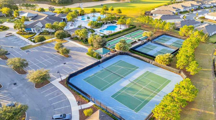 KISSIMMEE, Florida 34747, 2 Bedrooms Bedrooms, ,2 BathroomsBathrooms,Residential,For Sale,KEY BAY,0,MFRG5105687