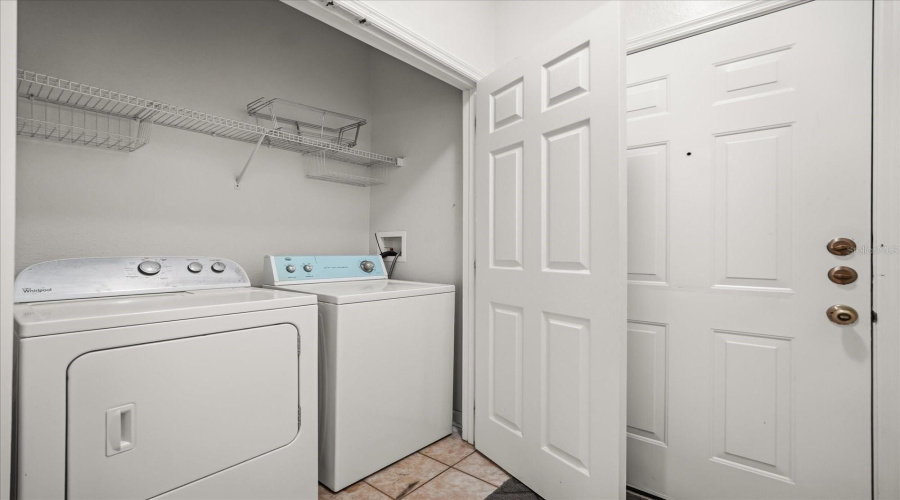 KISSIMMEE, Florida 34747, 3 Bedrooms Bedrooms, ,2 BathroomsBathrooms,Residential,For Sale,COCONUT PALM,0,MFRO6396286