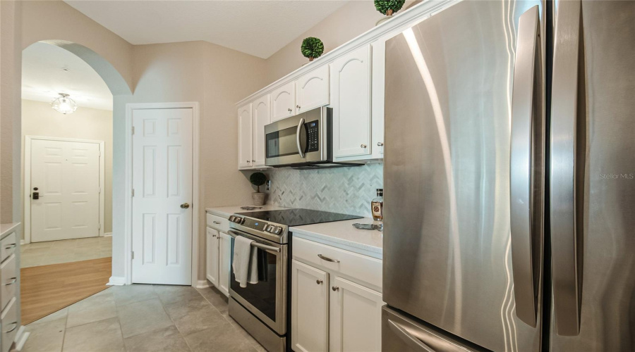 KISSIMMEE, Florida 34747, 3 Bedrooms Bedrooms, ,2 BathroomsBathrooms,Residential,For Sale,ALMATON,0,MFRO6396048