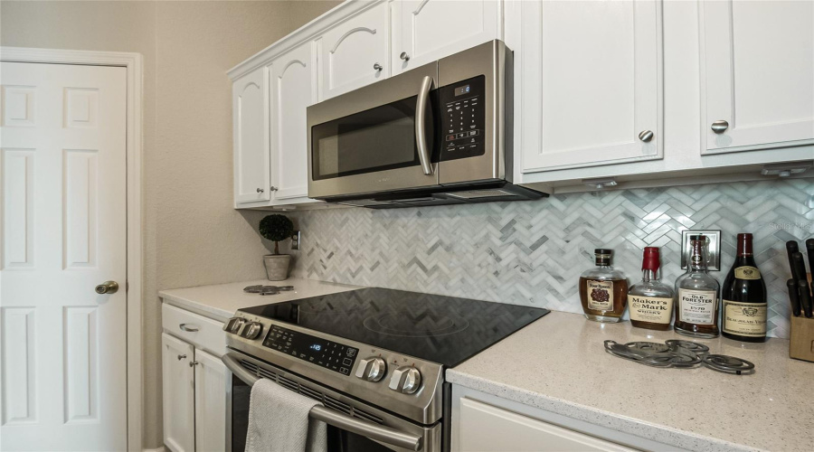 KISSIMMEE, Florida 34747, 3 Bedrooms Bedrooms, ,2 BathroomsBathrooms,Residential,For Sale,ALMATON,0,MFRO6396048