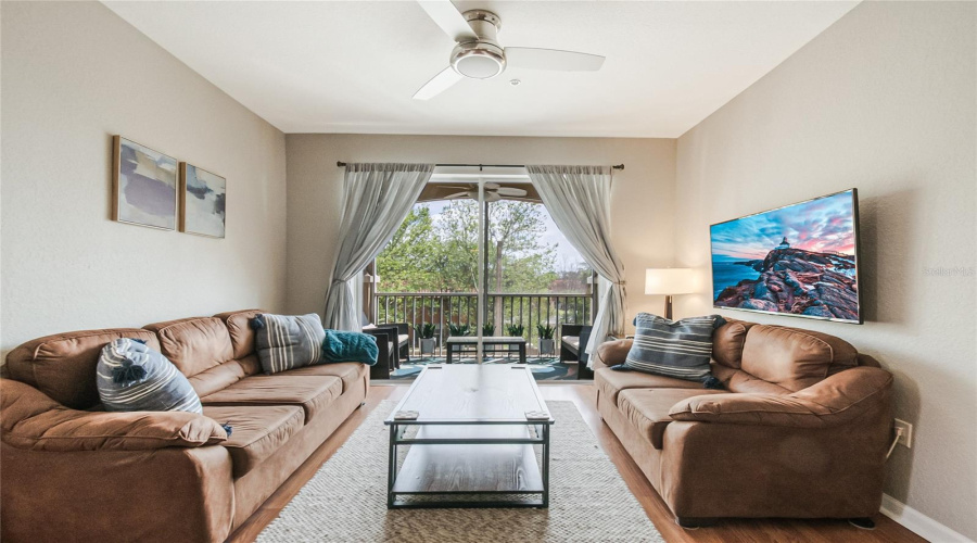 KISSIMMEE, Florida 34747, 3 Bedrooms Bedrooms, ,2 BathroomsBathrooms,Residential,For Sale,ALMATON,0,MFRO6396048