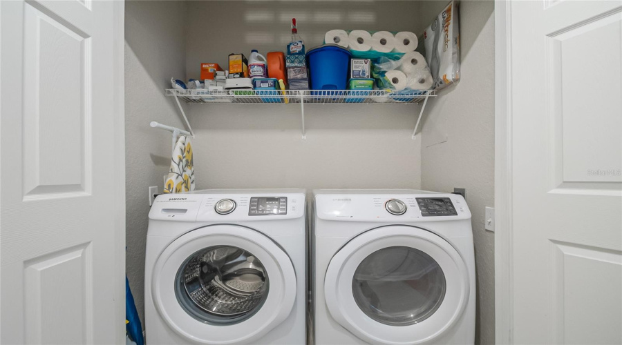 KISSIMMEE, Florida 34747, 3 Bedrooms Bedrooms, ,2 BathroomsBathrooms,Residential,For Sale,ALMATON,0,MFRO6396048