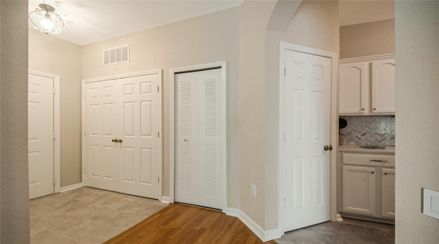 KISSIMMEE, Florida 34747, 3 Bedrooms Bedrooms, ,2 BathroomsBathrooms,Residential,For Sale,ALMATON,0,MFRO6396048