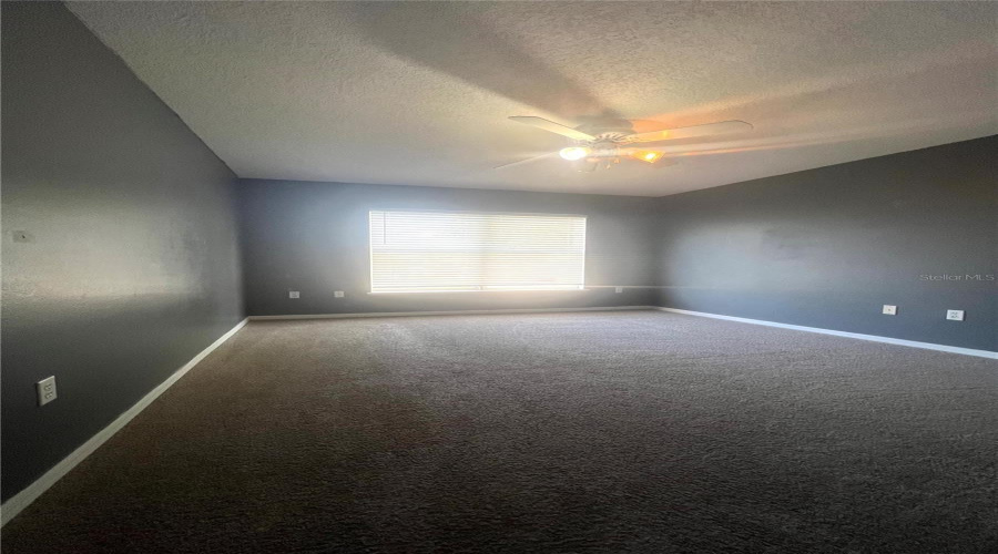 DAVENPORT, Florida 33897, 5 Bedrooms Bedrooms, ,3 BathroomsBathrooms,Residential,For Sale,MILFORD,0,MFRS5147195