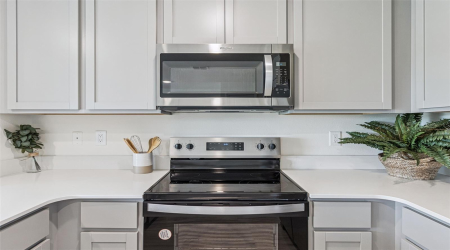 DAVENPORT, Florida 33837, 3 Bedrooms Bedrooms, ,2 BathroomsBathrooms,Residential,For Sale,ROCK ELM,0,MFRO6385799