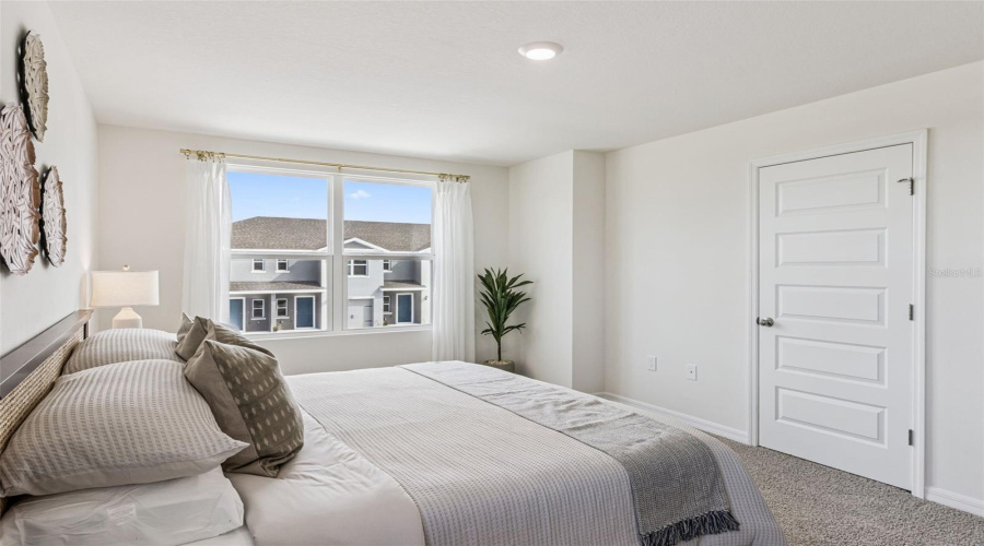 DAVENPORT, Florida 33837, 3 Bedrooms Bedrooms, ,2 BathroomsBathrooms,Residential,For Sale,ROCK ELM,0,MFRO6385799