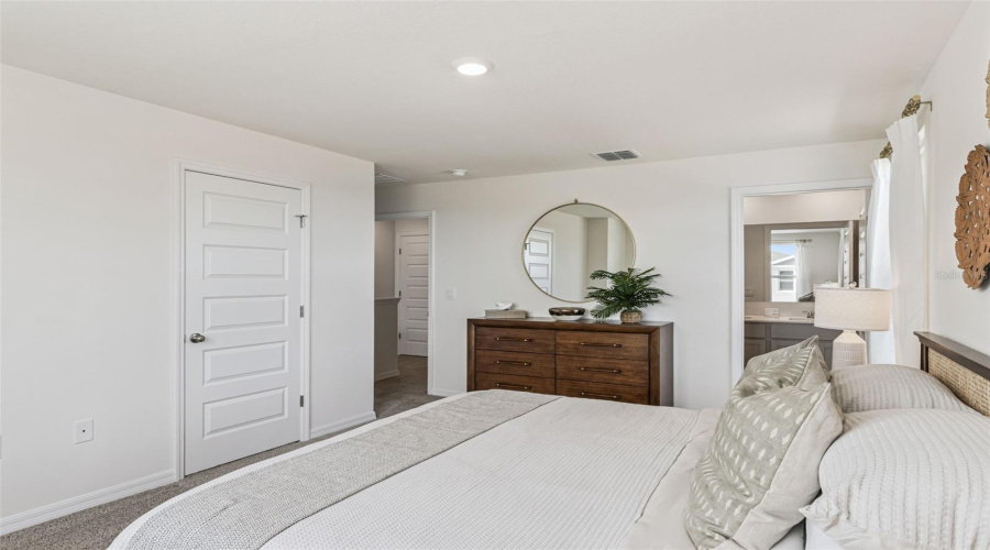 DAVENPORT, Florida 33837, 3 Bedrooms Bedrooms, ,2 BathroomsBathrooms,Residential,For Sale,ROCK ELM,0,MFRO6385799