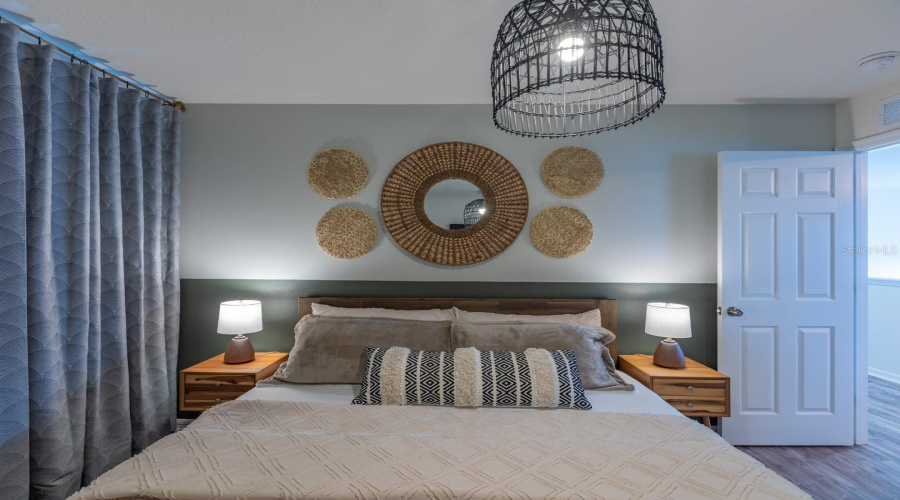 KISSIMMEE, Florida 34747, 6 Bedrooms Bedrooms, ,4 BathroomsBathrooms,Residential,For Sale,FLEMING MIST,0,MFRO6296919