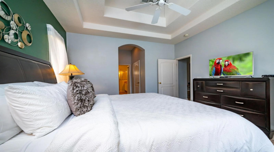 Primary first floor bedroom to ensuite bath