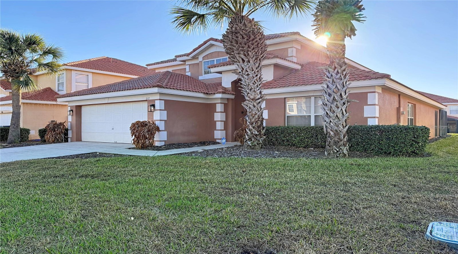 DAVENPORT, Florida 33897, 5 Bedrooms Bedrooms, ,4 BathroomsBathrooms,Residential,For Sale,SEVILLA,0,MFRS5147162
