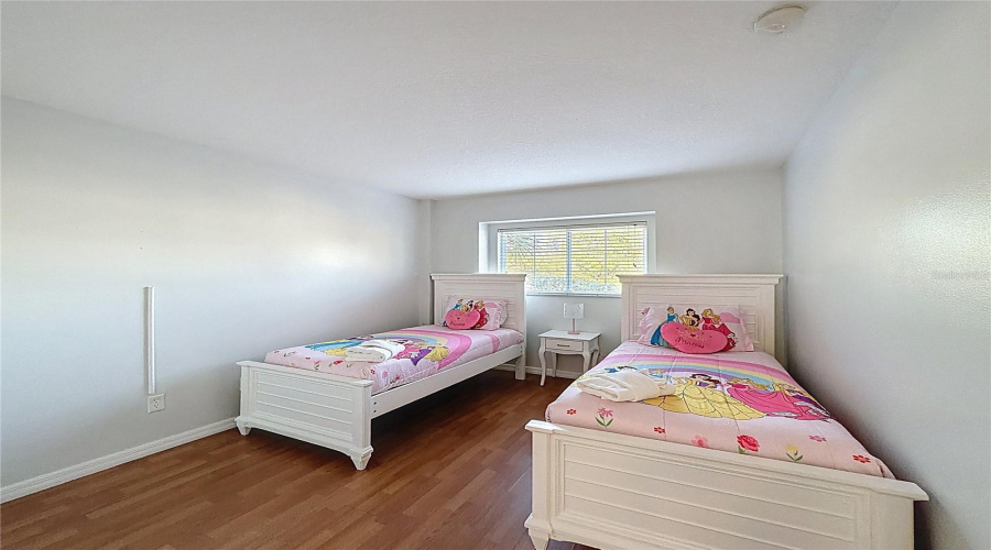 DAVENPORT, Florida 33897, 5 Bedrooms Bedrooms, ,4 BathroomsBathrooms,Residential,For Sale,SEVILLA,0,MFRS5147162