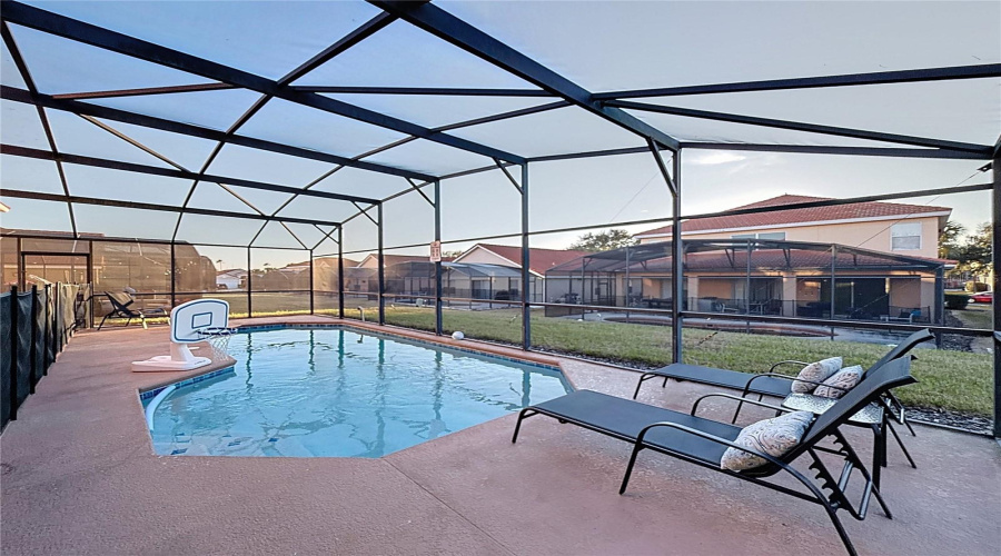 DAVENPORT, Florida 33897, 5 Bedrooms Bedrooms, ,4 BathroomsBathrooms,Residential,For Sale,SEVILLA,0,MFRS5147162