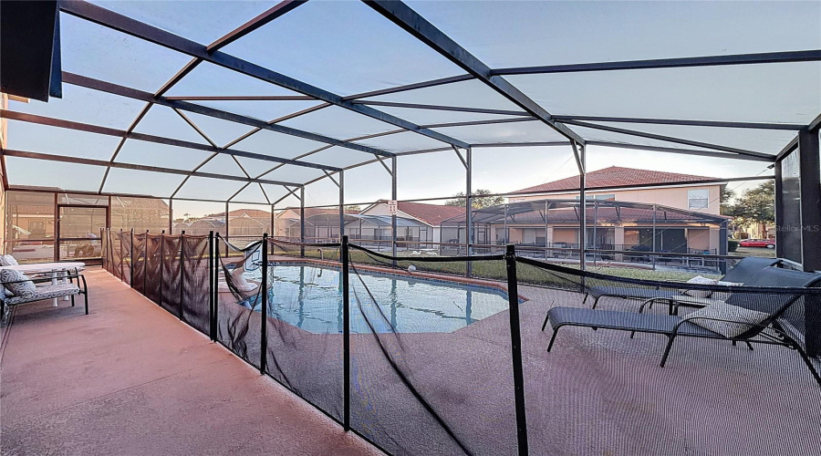 DAVENPORT, Florida 33897, 5 Bedrooms Bedrooms, ,4 BathroomsBathrooms,Residential,For Sale,SEVILLA,0,MFRS5147162