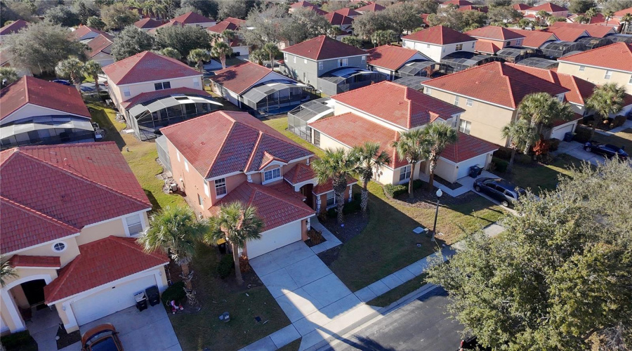 DAVENPORT, Florida 33897, 5 Bedrooms Bedrooms, ,4 BathroomsBathrooms,Residential,For Sale,SEVILLA,0,MFRS5147162