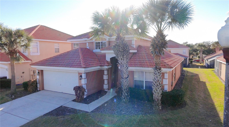 DAVENPORT, Florida 33897, 5 Bedrooms Bedrooms, ,4 BathroomsBathrooms,Residential,For Sale,SEVILLA,0,MFRS5147162