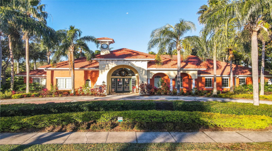 DAVENPORT, Florida 33897, 5 Bedrooms Bedrooms, ,4 BathroomsBathrooms,Residential,For Sale,SEVILLA,0,MFRS5147162