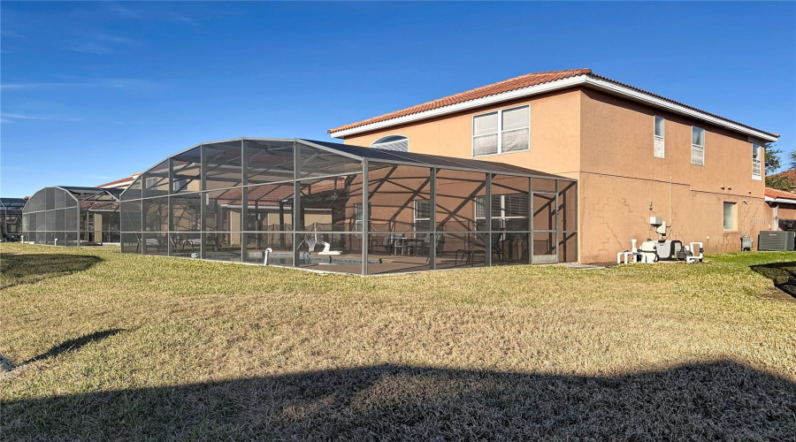 DAVENPORT, Florida 33897, 5 Bedrooms Bedrooms, ,4 BathroomsBathrooms,Residential,For Sale,SEVILLA,0,MFRS5147162